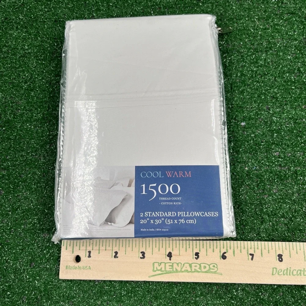 Cool Warm 1500 Thread Ct Set Of 2 White‎ Standard Pillowcases NIP